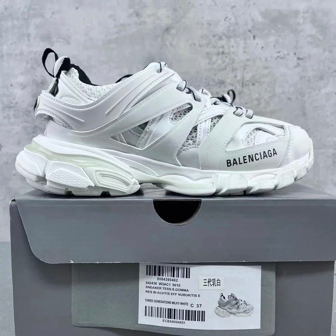Balenciaga Triple S Dazzling Silver — GOOD 巴黎Track3.0 乳白