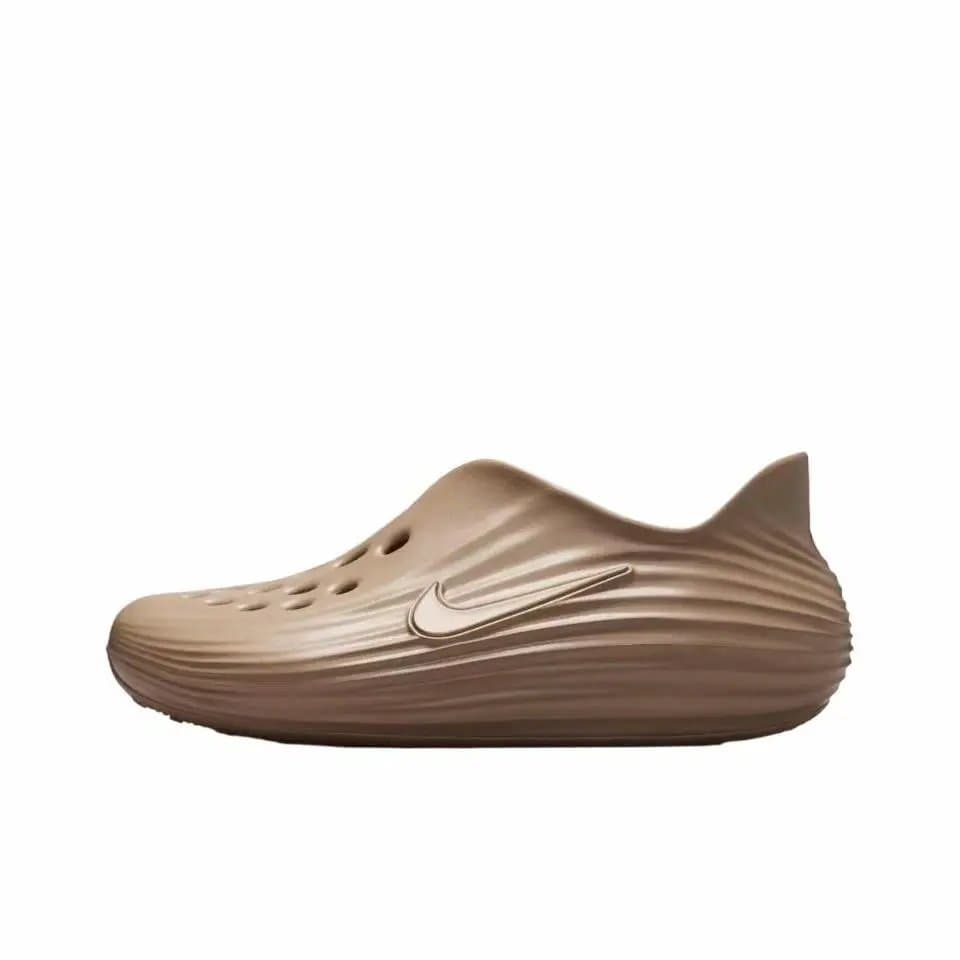 Nike Clog Monarch