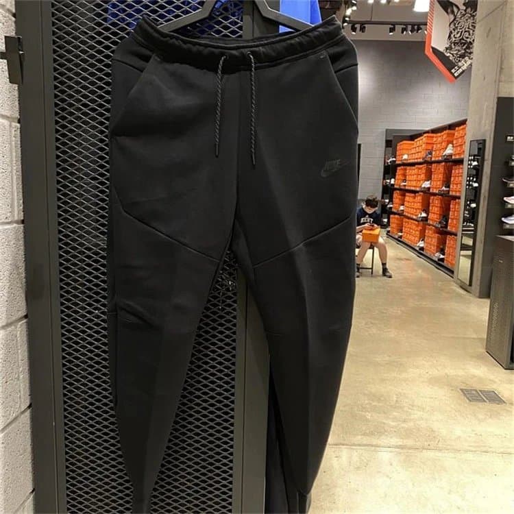 Nike Tech Fleece Joggers Light Grey — 黑色