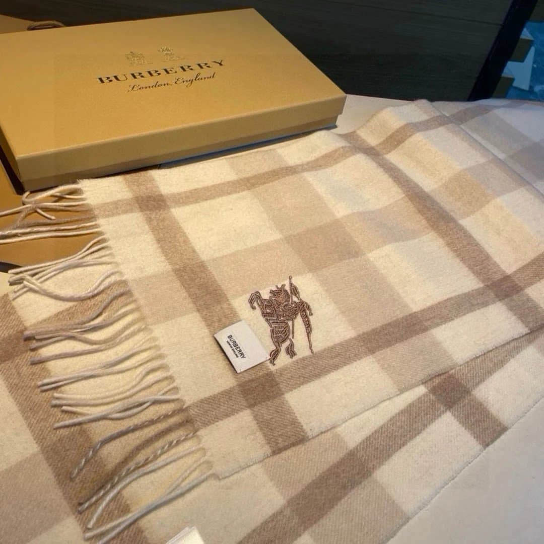 Burberry Classic Check Scarf Equestrian Knight Embroidery