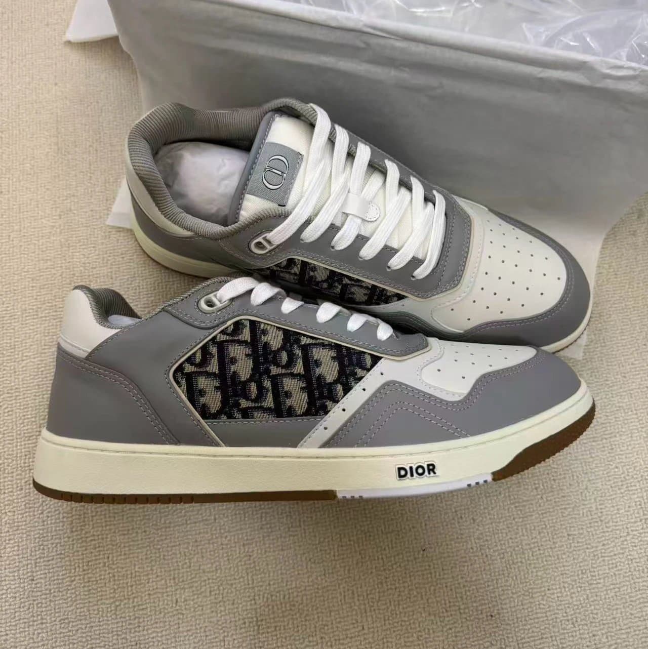 Prada Linea Rossa Sneaker Glossy Red and Mesh — 不退不换 · 18号：45码