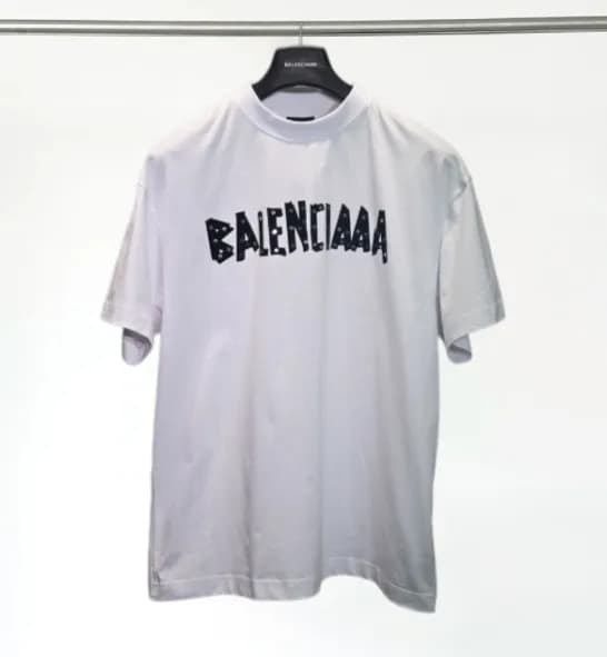 Balenciaga Logo T-Shirt Distressed Logo