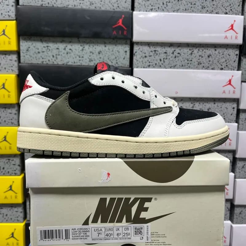 Travis Scott Air Jordan 1 Low OG Mocha