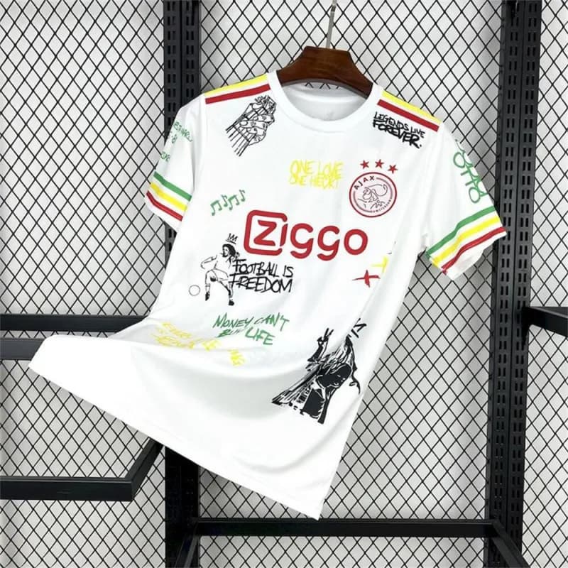 Nike Graphic Tee Ziggo Collab
