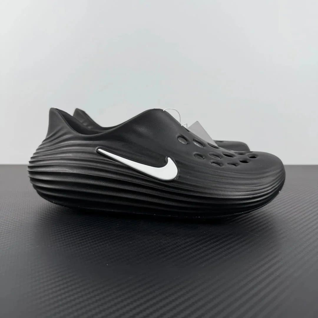 Nike Kawa Slide Black/White