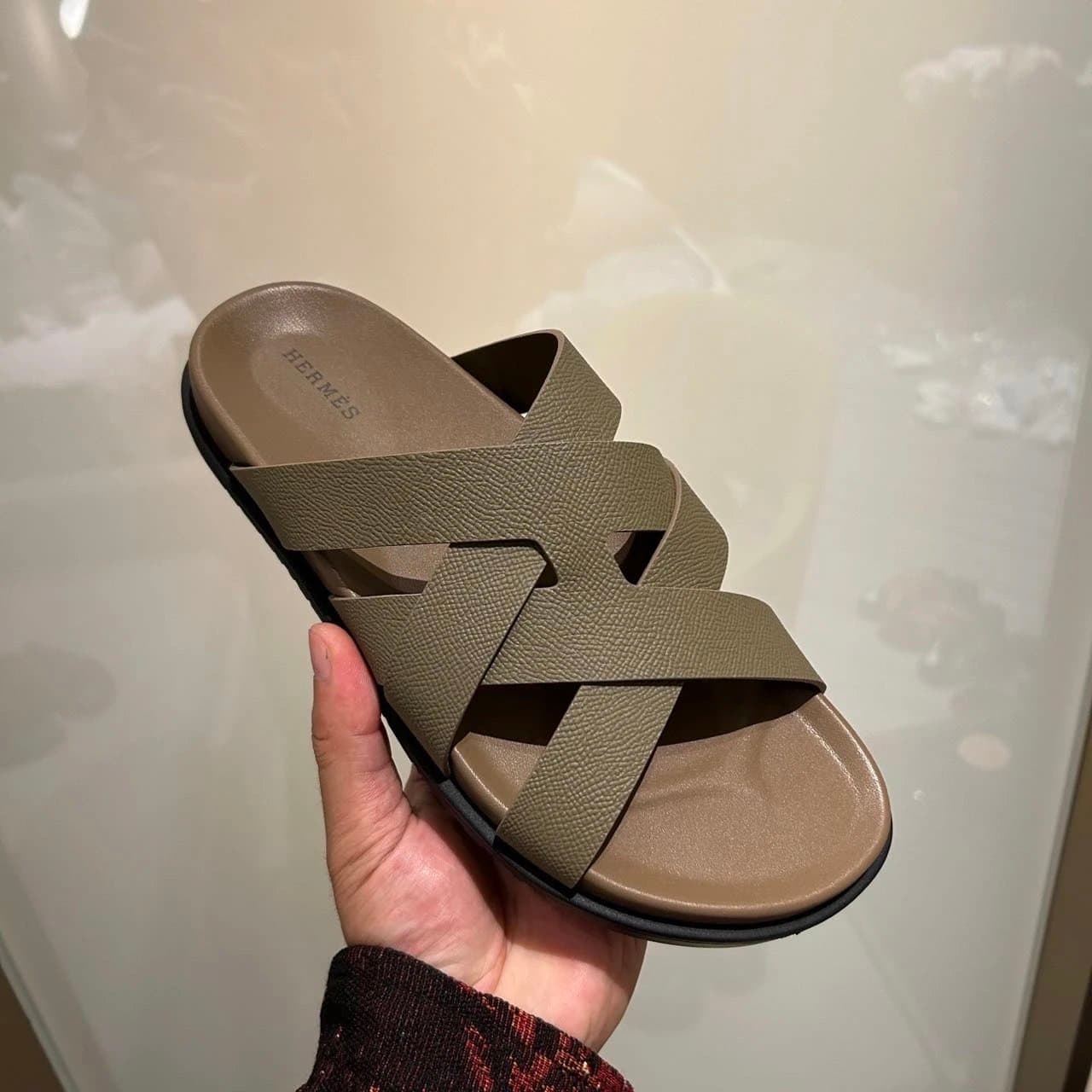Hermès Oran Sandal Cross-Strap