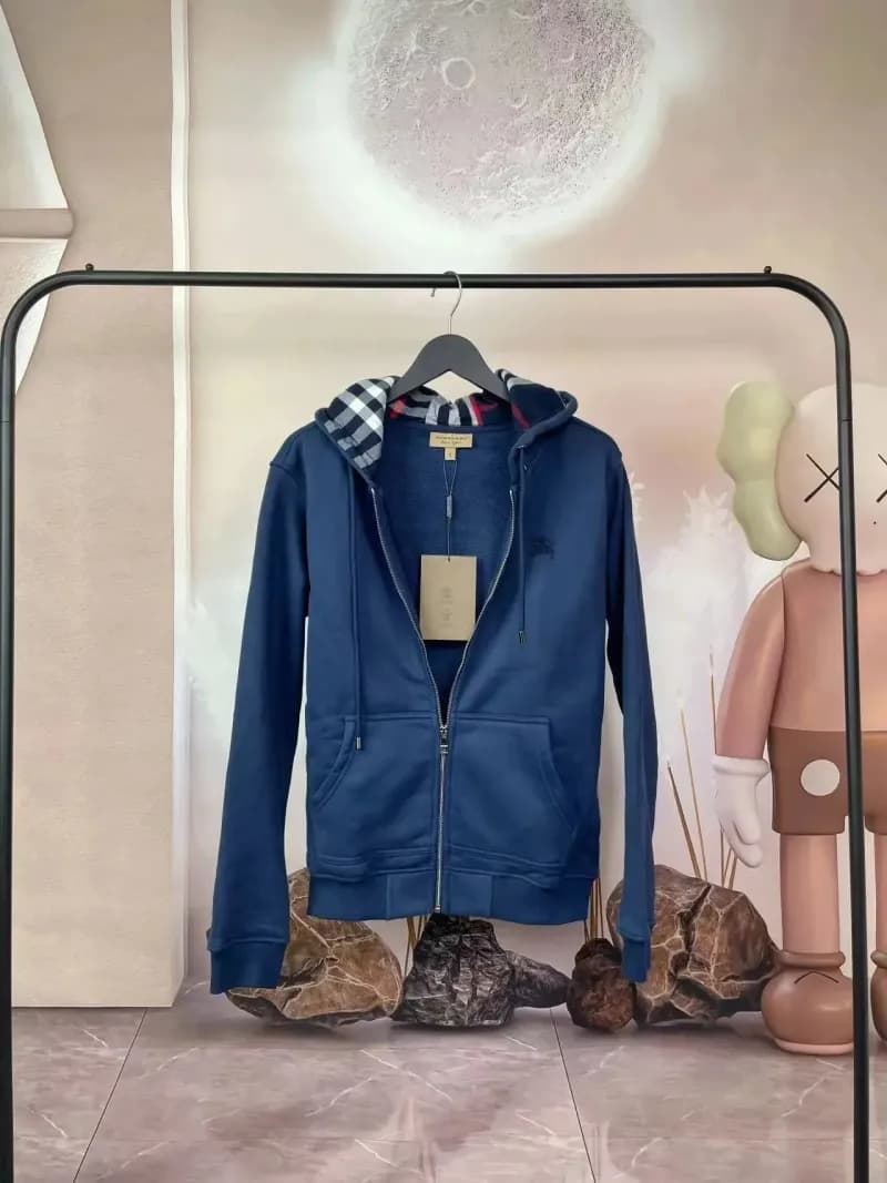 Burberry Zip-Up Hoodie Checkered Lining