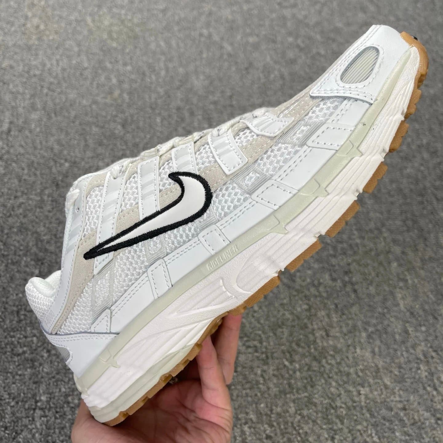 Nike Air Max TN White Gum