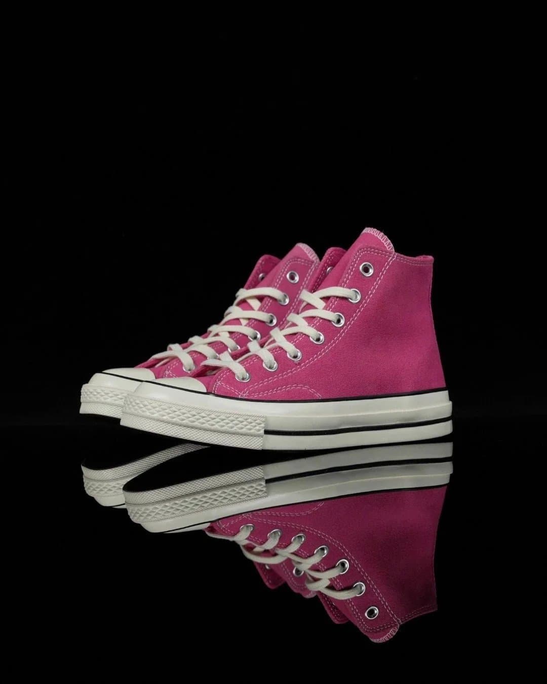 Converse Chuck Taylor All Star High Fuchsia Suede
