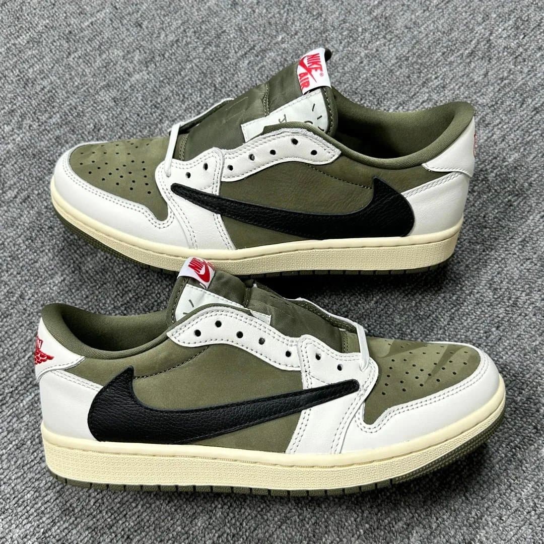 Nike × Travis Scott Dunk Low Cactus Jack — 款式7