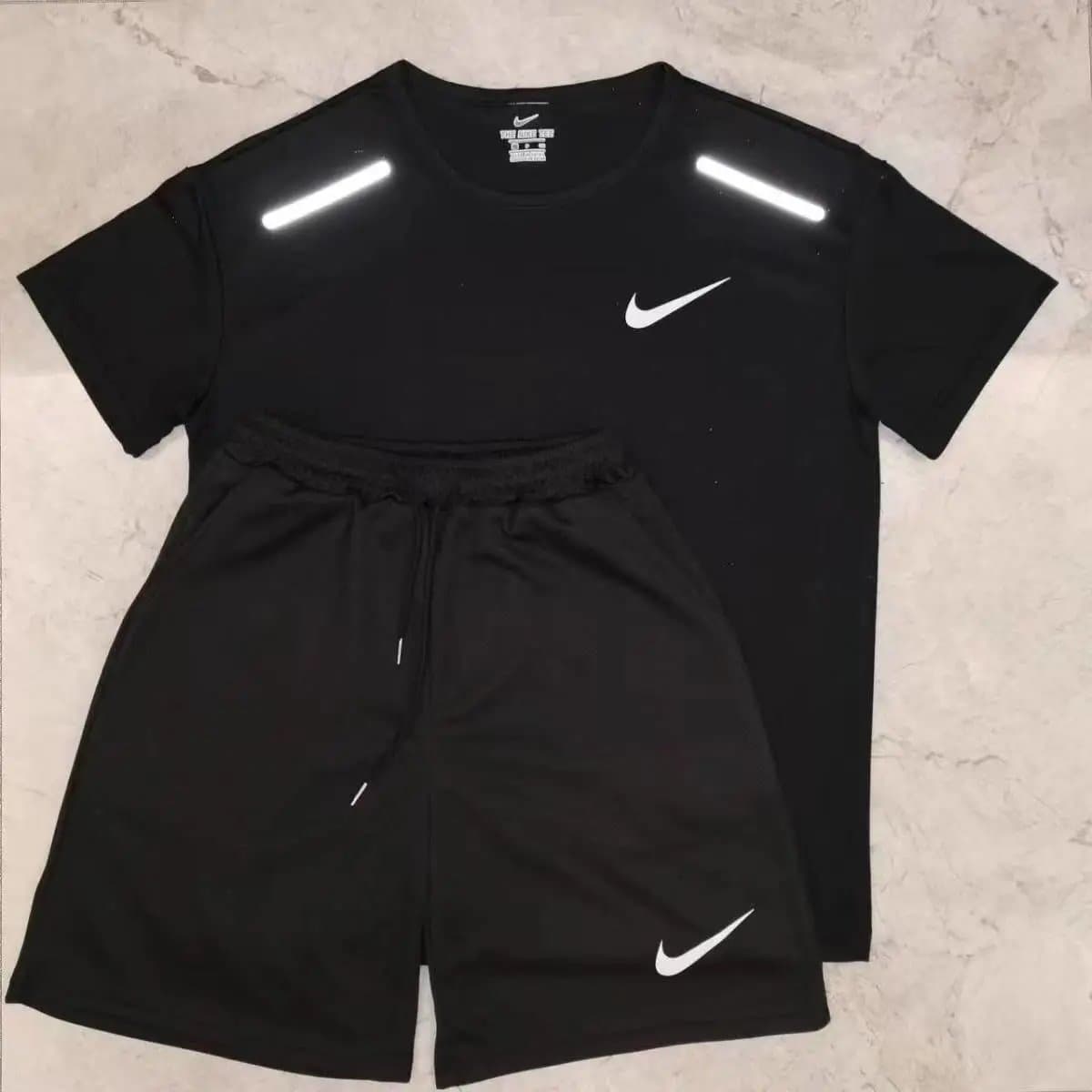 Nike Training Set Reflective Stripe — 07