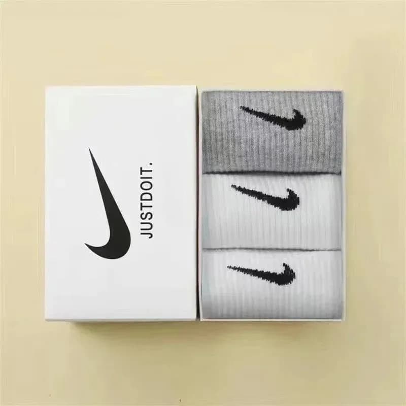 Nike Socks 3-Pack Swoosh Logo