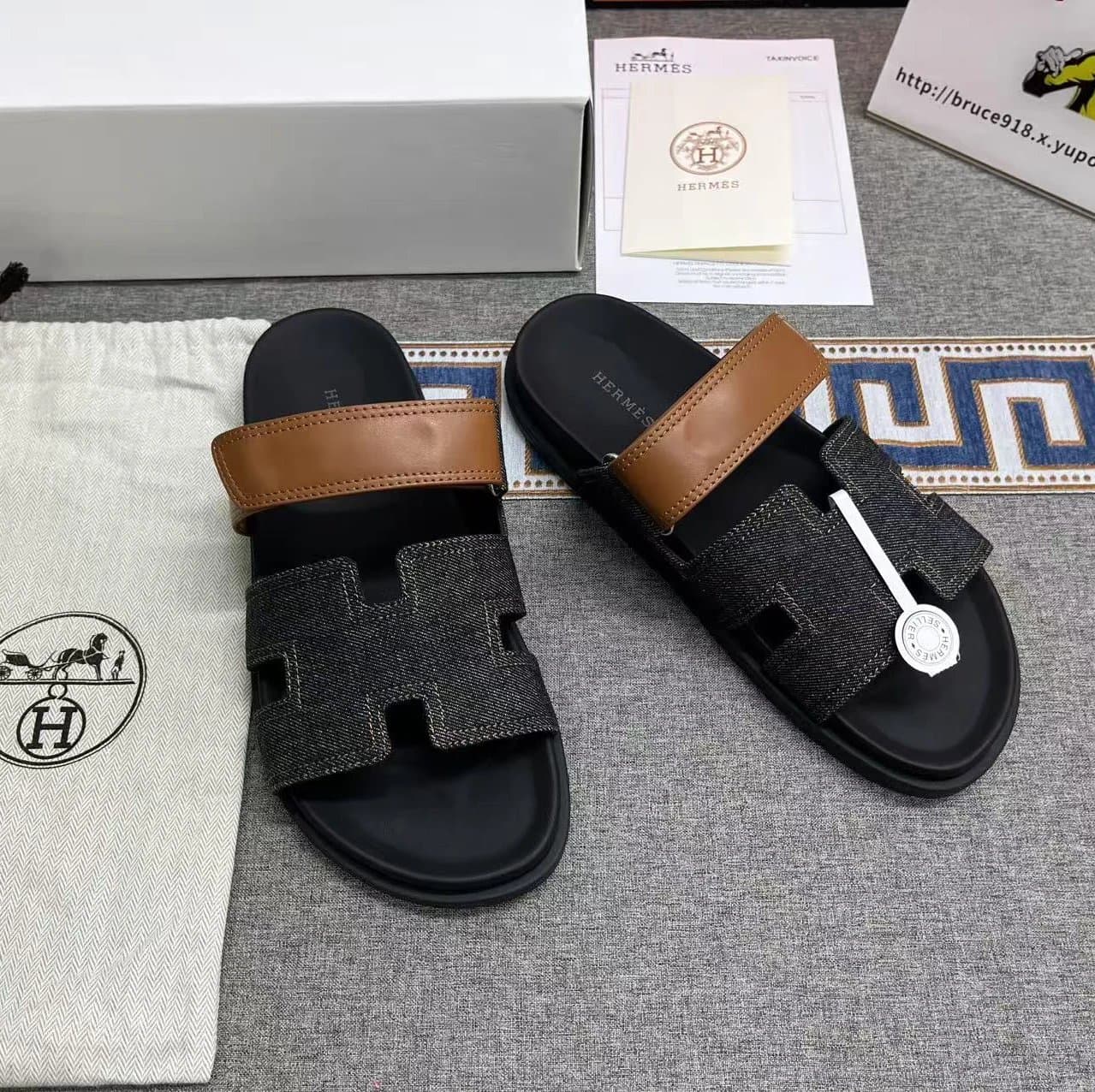 Hermès Oran Sandal Suede — 11号色