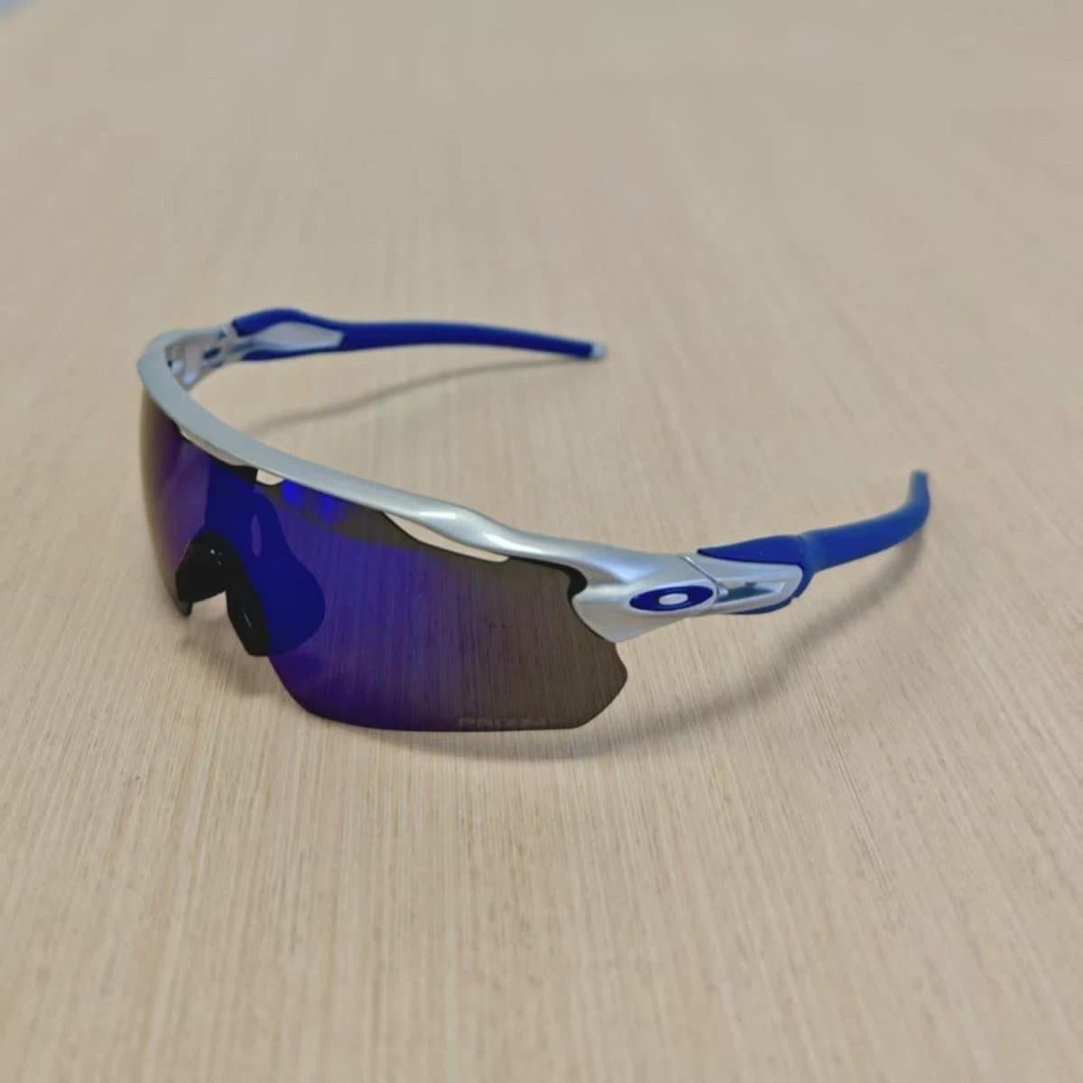 Oakley Evshield Prizm Rainbow — D