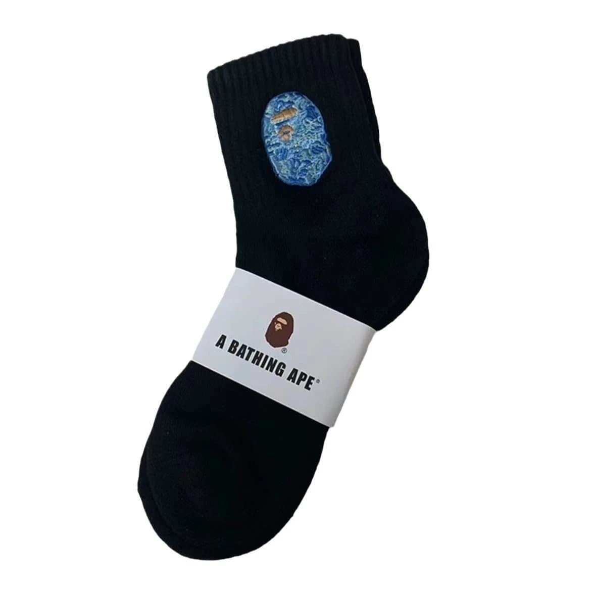 BAPE Crew Socks Ape Head Logo — 黑色中筒蓝色刺绣