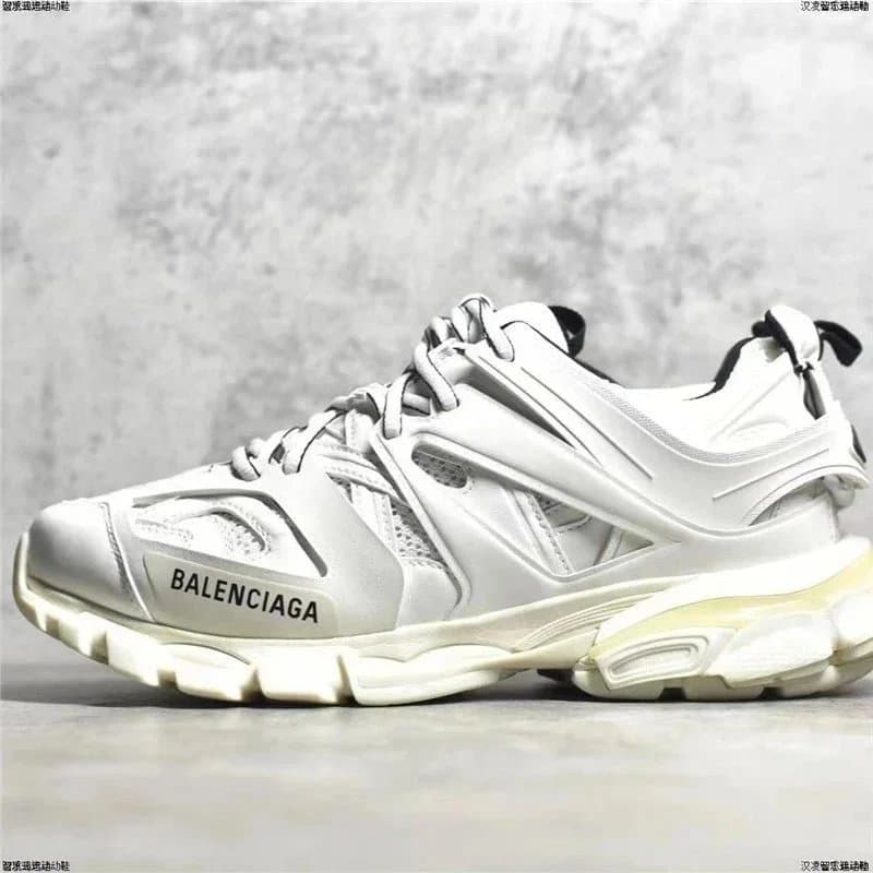Balenciaga Triple S Beige — 9