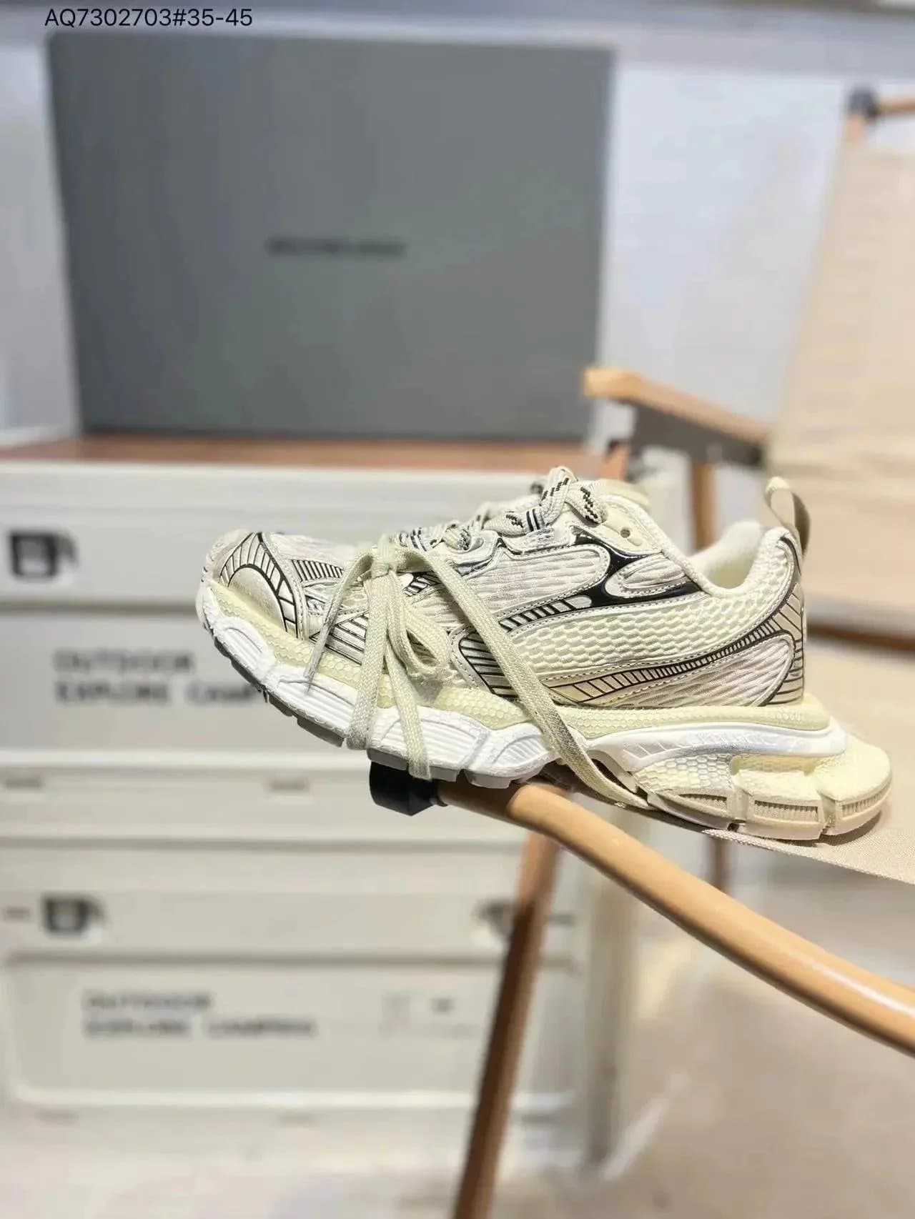 Balenciaga Triple S Black Silver — 15