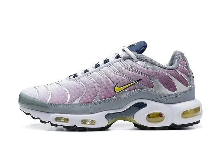 Nike Air Max Plus Lilac