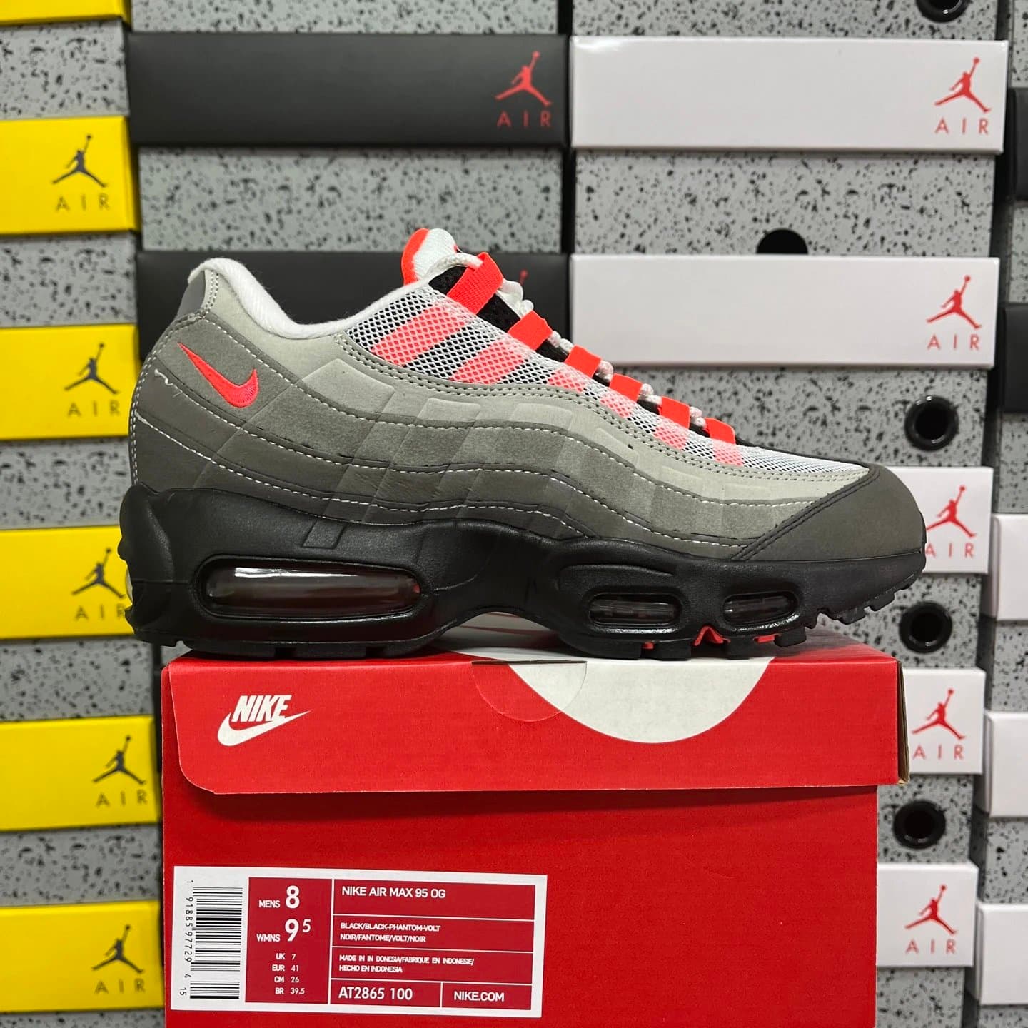 Nike Air Max 95 Essential Triple Black — 黑白红  AT2865-100 · WE版