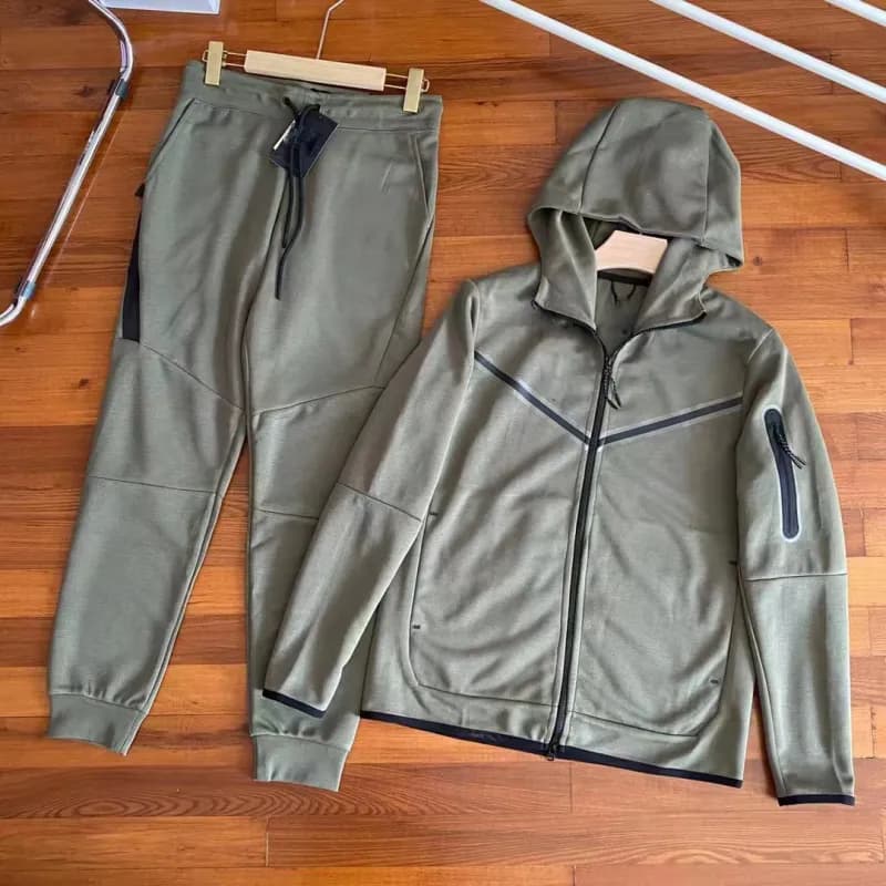 衣路顺丰服饰商行
