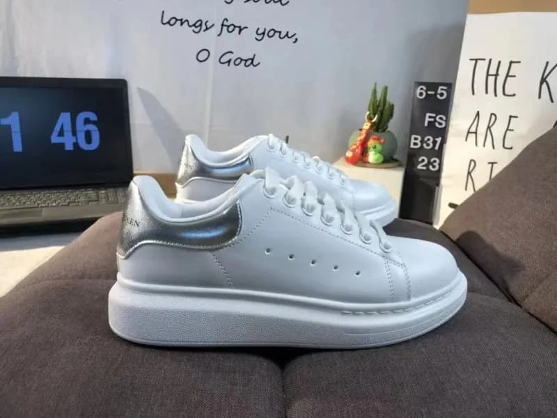 Alexander McQueen Sneaker White with Silver Panel