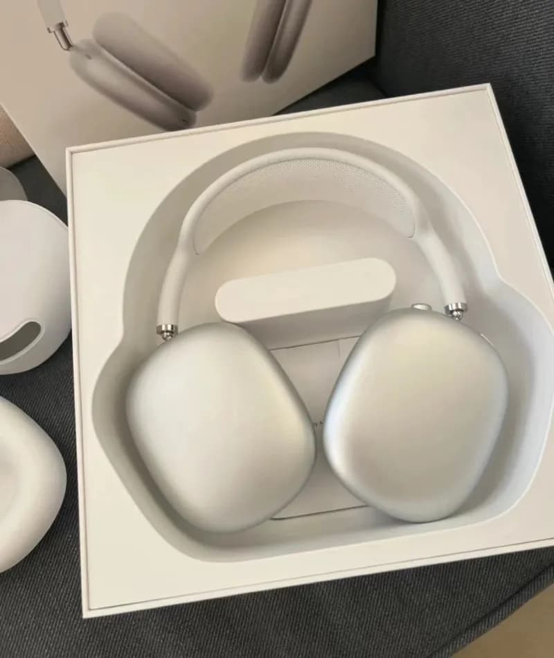 Apple AirPods Max Silver