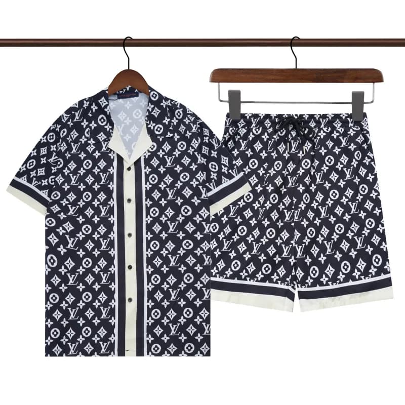 Louis Vuitton Monogram Print Set Navy and White