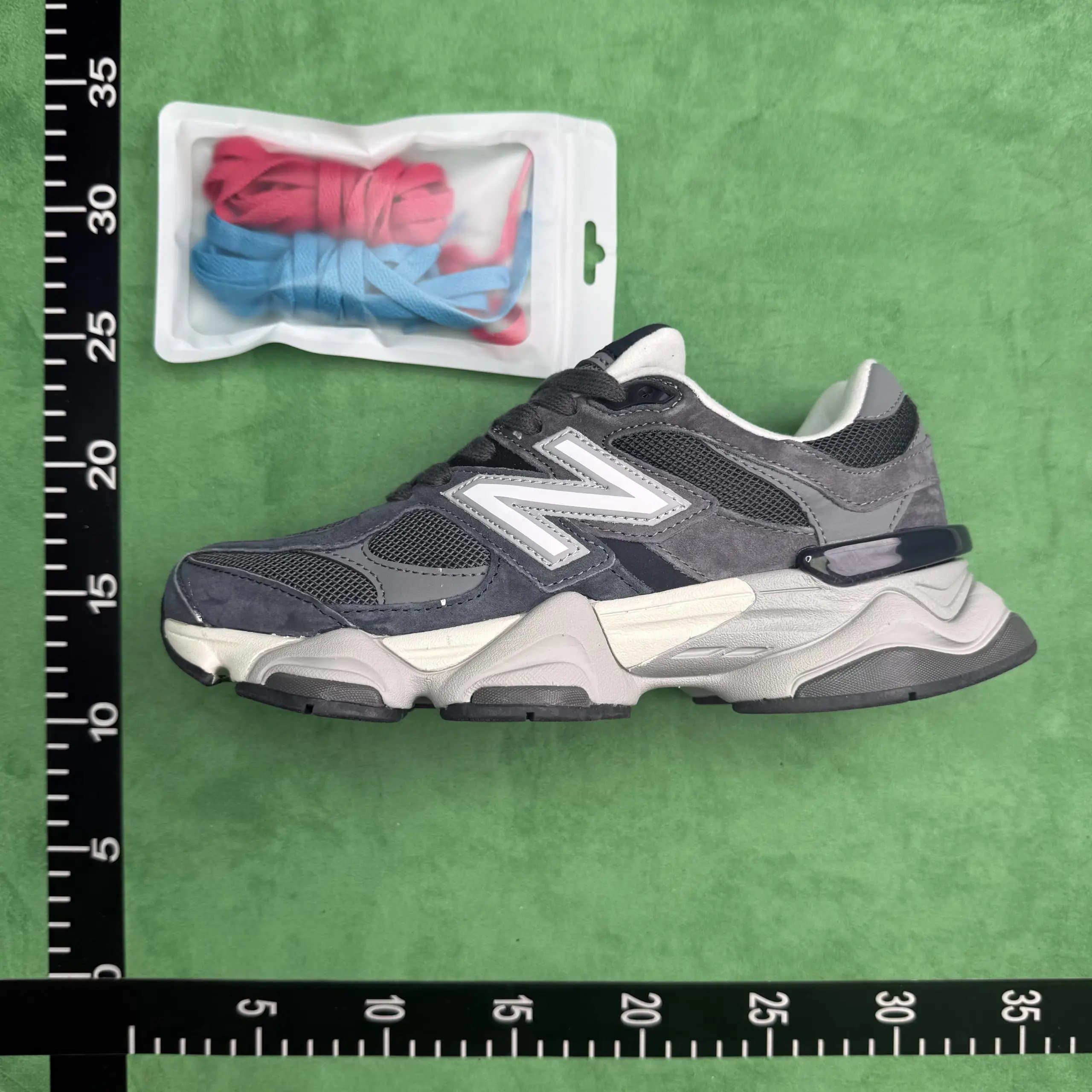 New Balance 9060 Grey/White