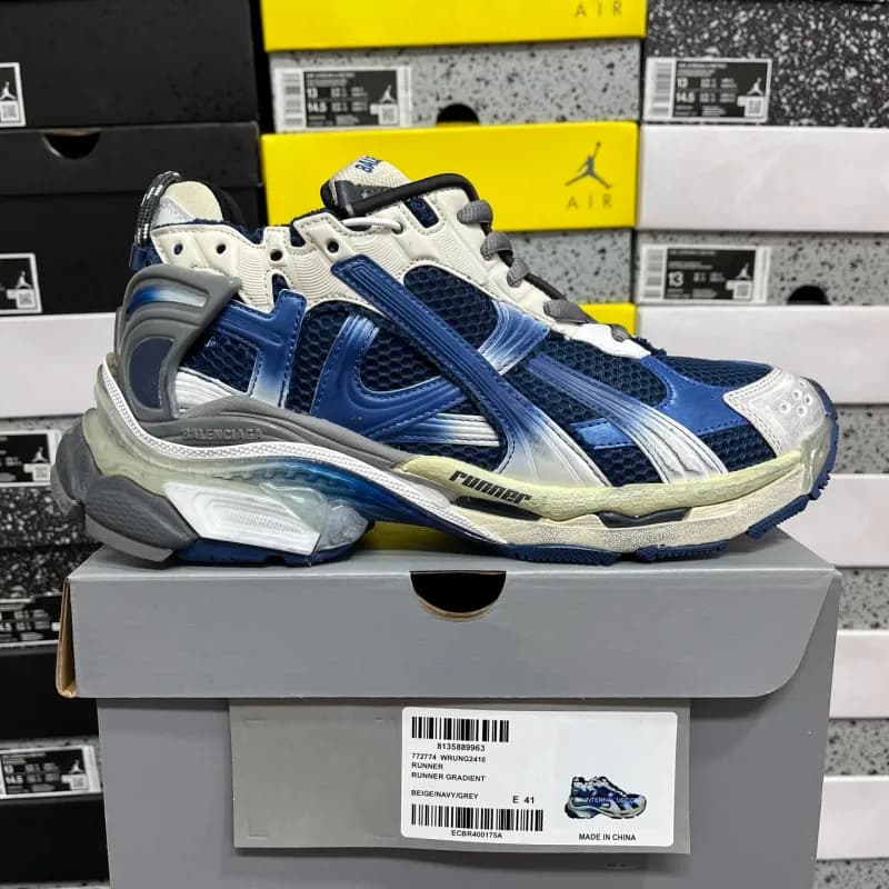 Balenciaga Speed Trainer Runner Gradient