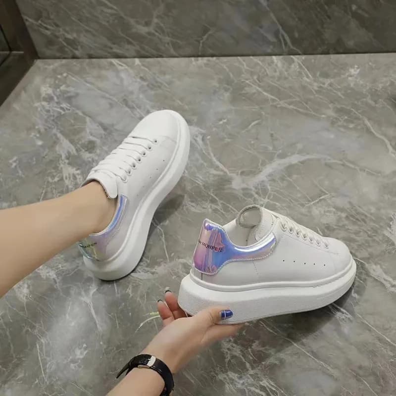 Alexander McQueen Sneaker Iridescent Heel Tab
