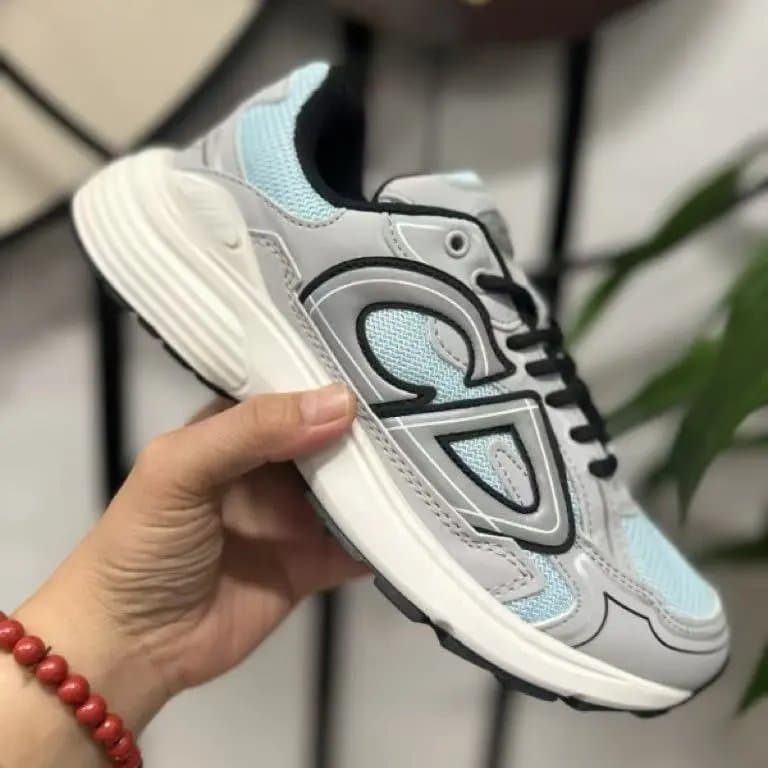 New Balance 2002R Grey — 天蓝灰