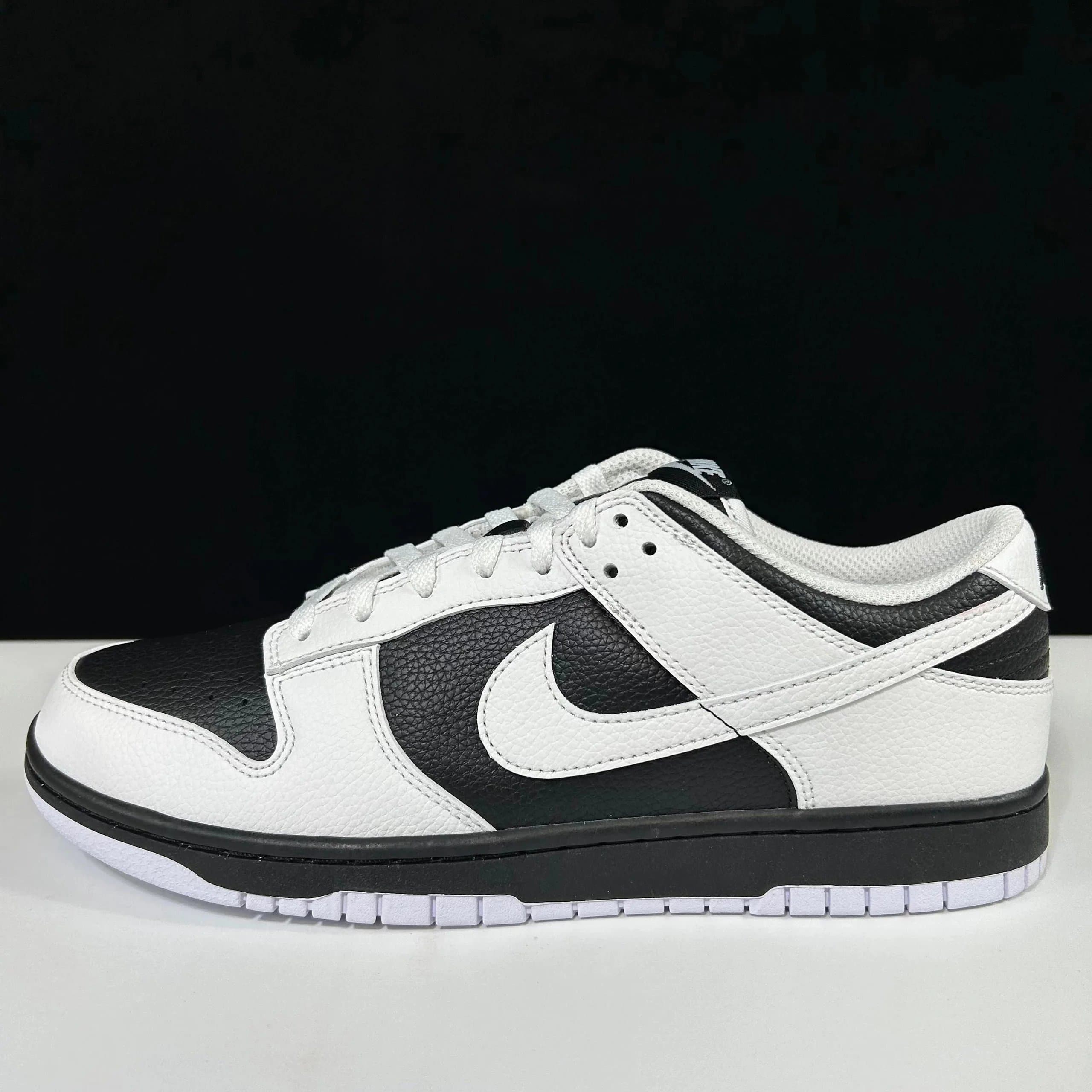 Nike Dunk Low Panda