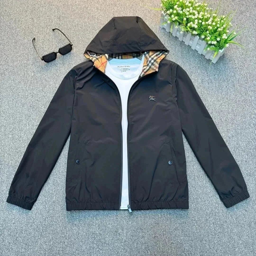Burberry Hooded Windbreaker Check Lining