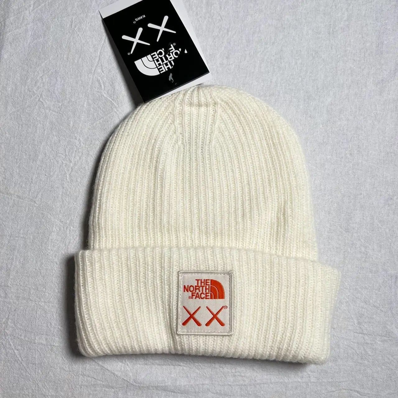 Syna World Beanie Graffiti Logo — 可调节 · XX beanie 橘白色
