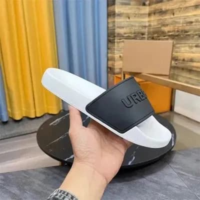 Slide Sandal Undefeated Logo