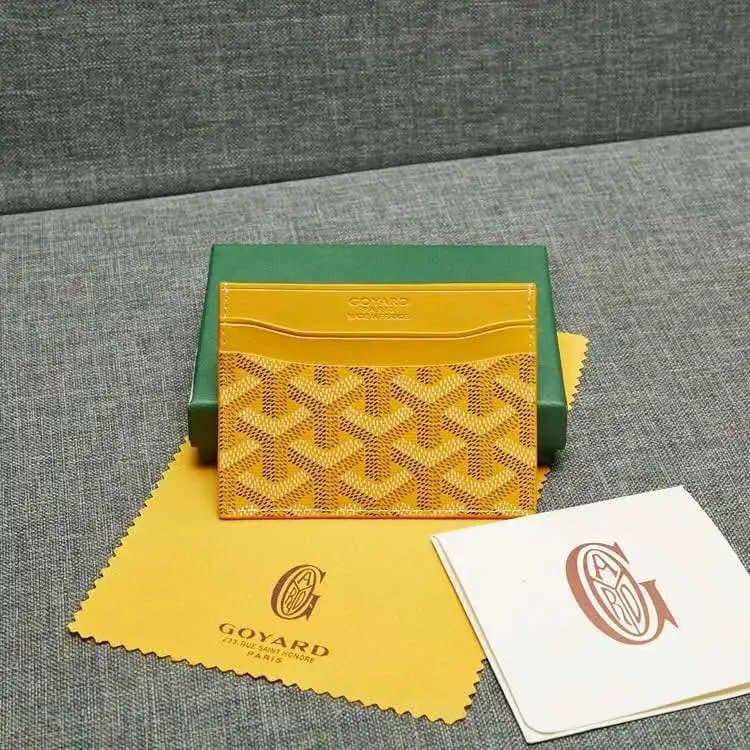 Goyard Card Holder Chevron Pattern — 黄色