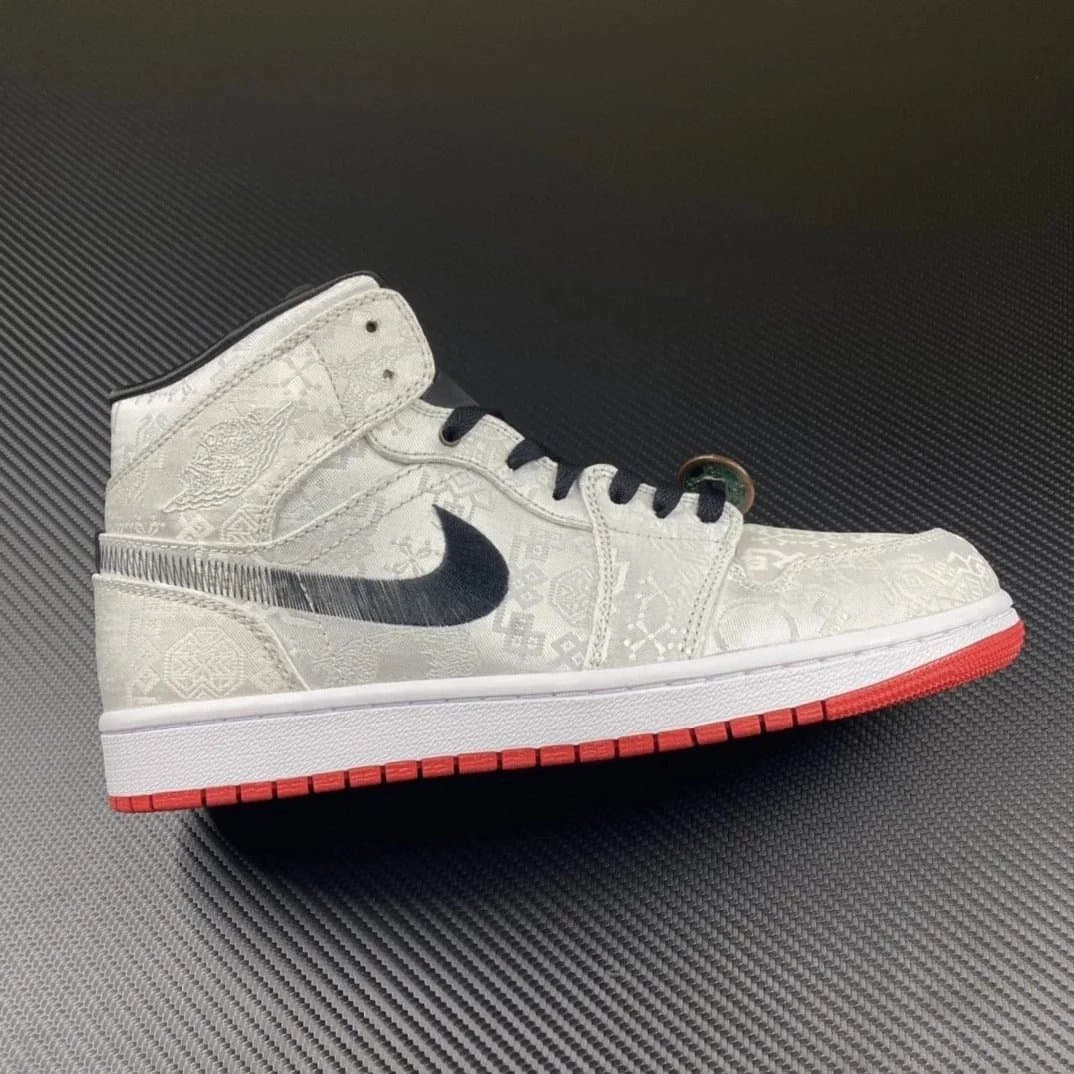Air Jordan 1 Mid Chinese New Year