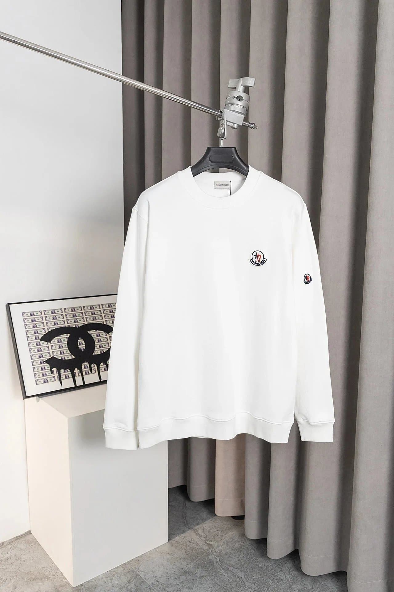Moncler Crewneck Sweatshirt Logo Patch — 款式30