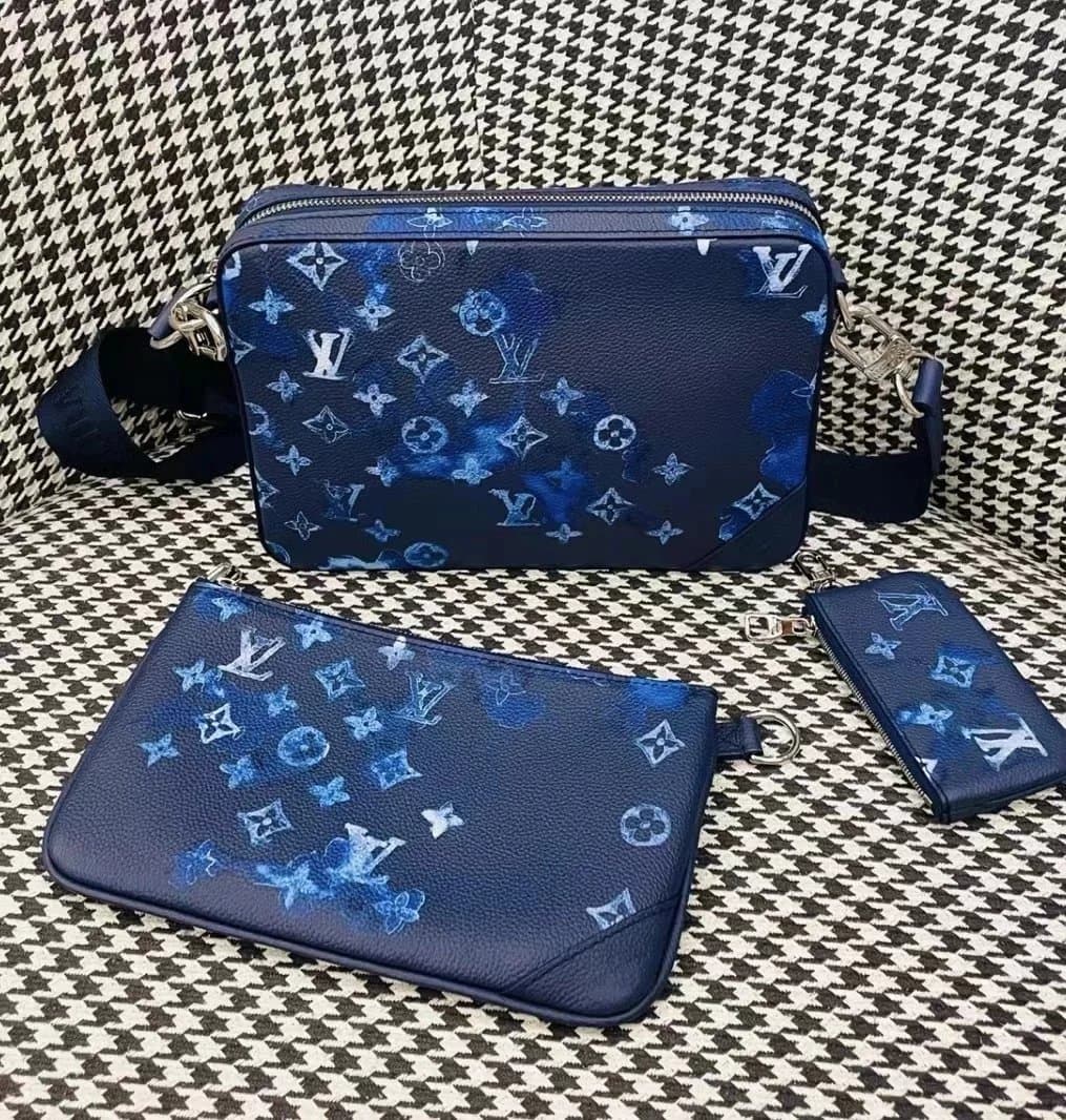 Louis Vuitton Multi Pochette Accessories Monogram Eclipse Blue