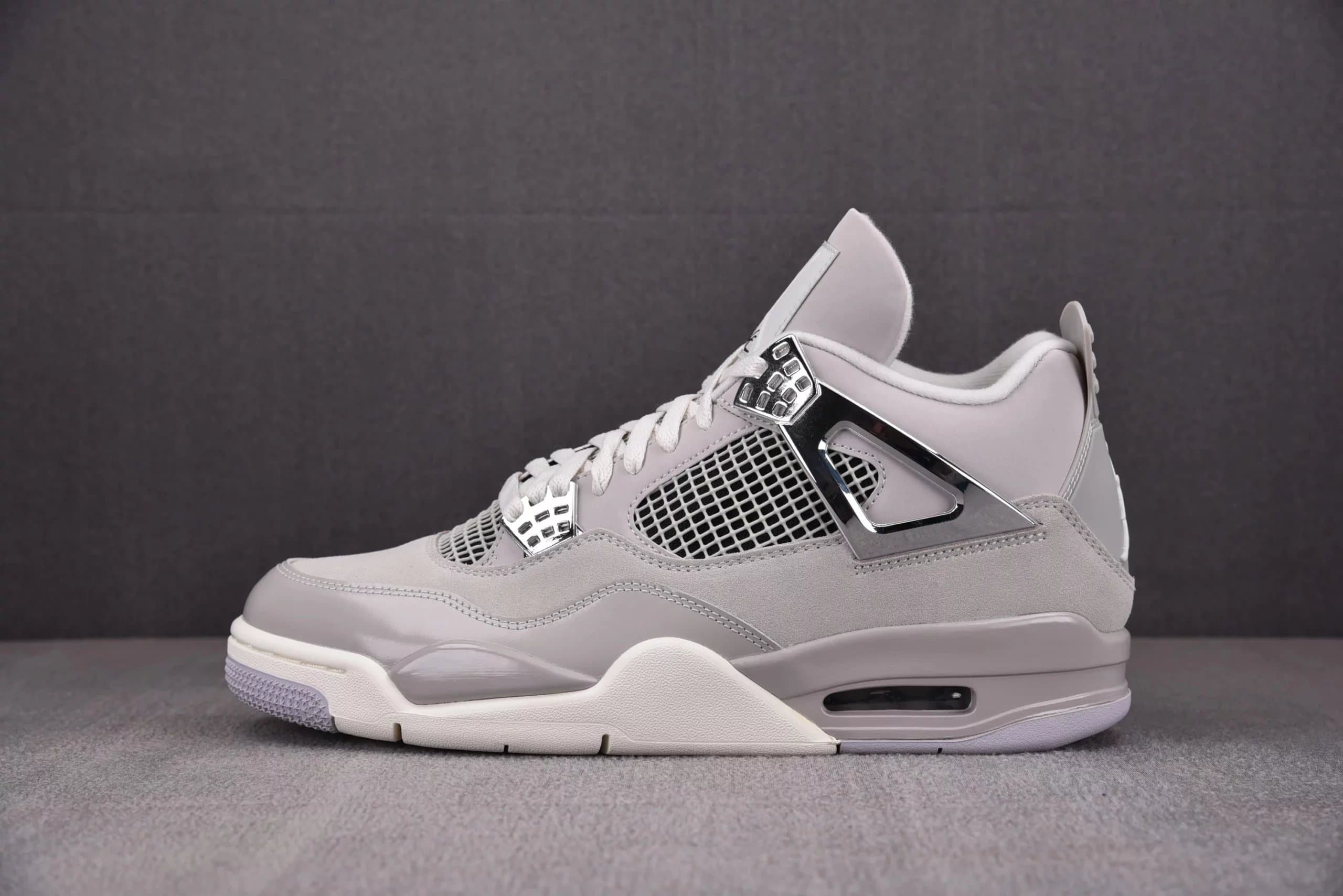 Air Jordan 4 Cool Grey