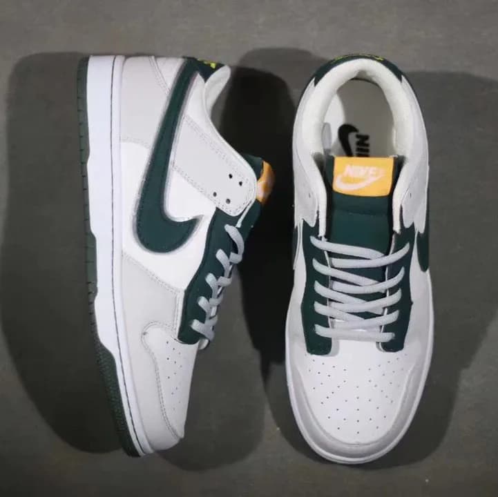 Nike Dunk Low Pine Green