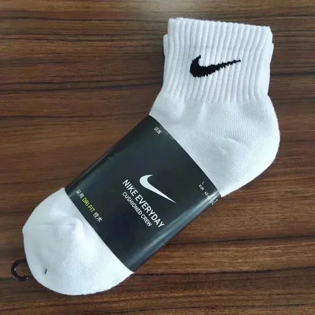 Nike Everyday Cushioned Crew White