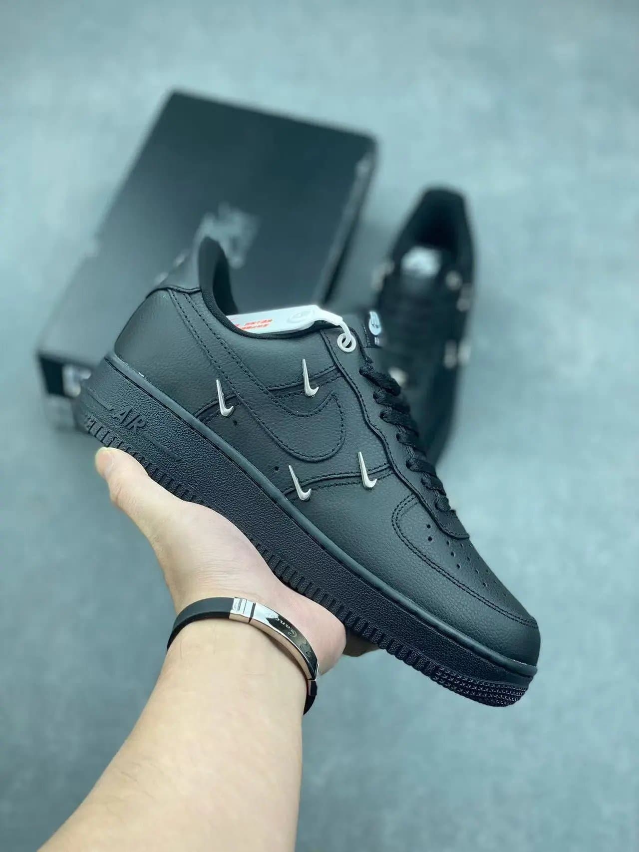 Nike Air Force 1 Low Supreme Box Logo — 33