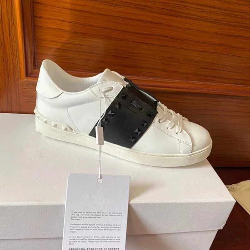 Valentino Rockstud Low Stud Strap — 黑色铆钉  14