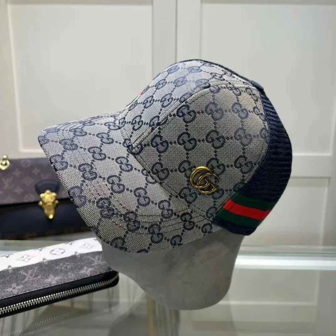 Gucci Baseball Cap GG Monogram — 22