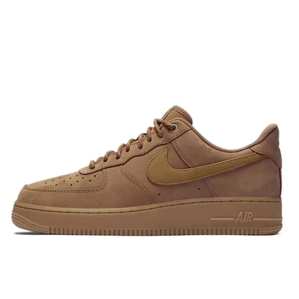 HOLY KICKS