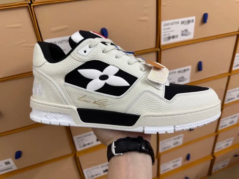 Louis Vuitton LV Trainer Monogram Flower