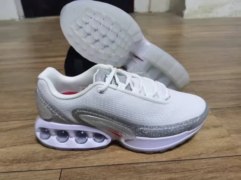 Nike Air Max Plus Glitter Silver