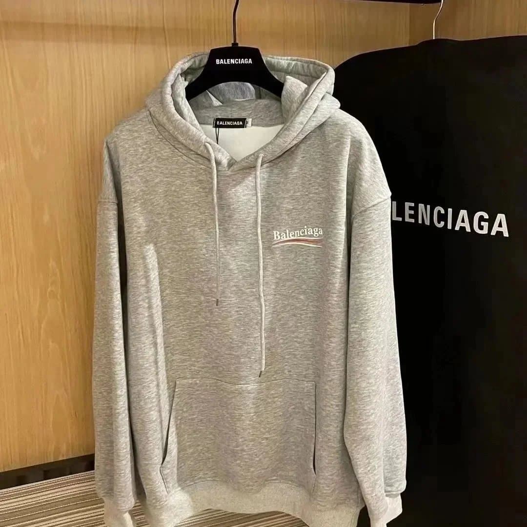 Balenciaga Long-Sleeve Tee Logo Print — 31-Gary