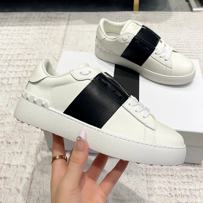 Valentino Rockstud Flat White/Black